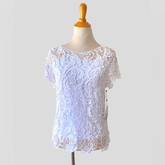 Rafaella Tops - Rafaella NWT Crochet Lace Knit Top with Cami White Women’s Size Small